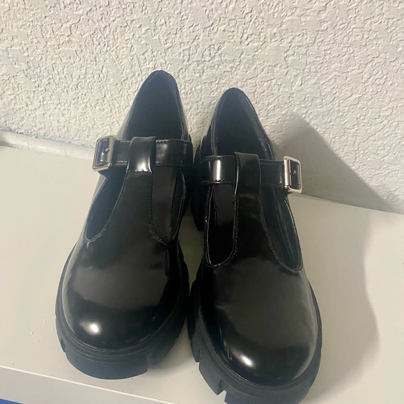 Madden girl Women’s size 7 Haddie platform Mary Jane lug sole shoes - Picture 3 of 9